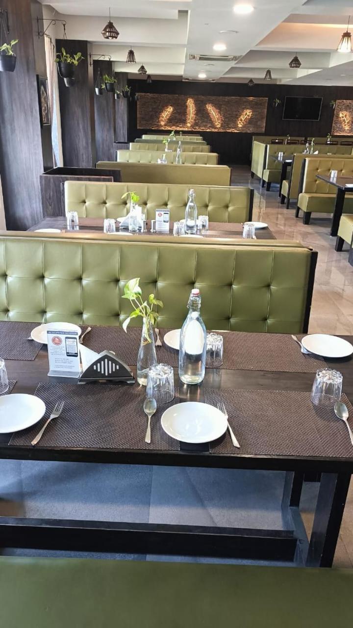 Hotel Shivalik - Mehsana Mahesana Екстериор снимка
