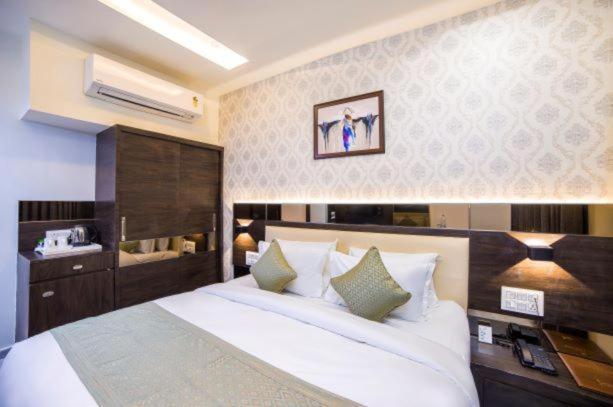 Hotel Shivalik - Mehsana Mahesana Екстериор снимка
